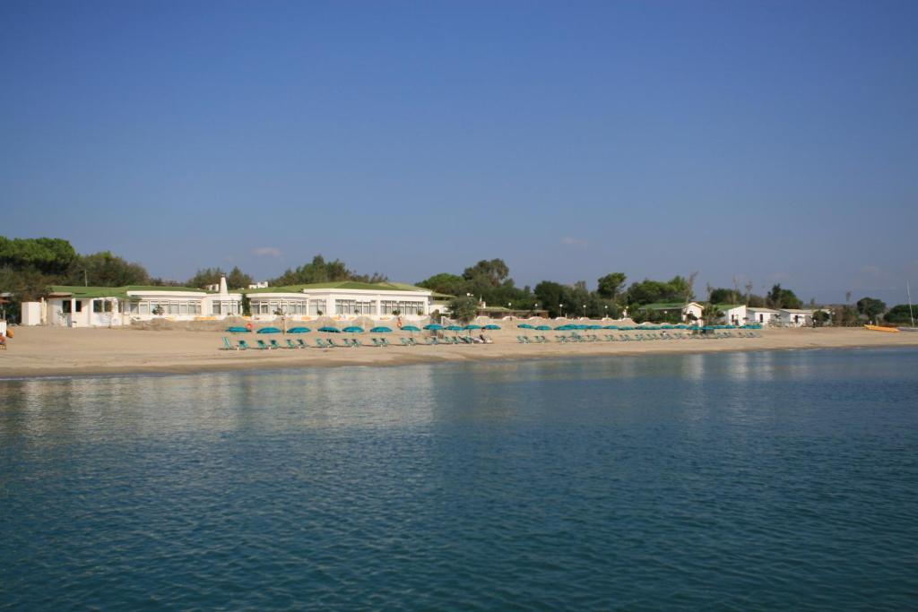 Hotel Club Poseidon สตาเล็ตติ ภายนอก รูปภาพ